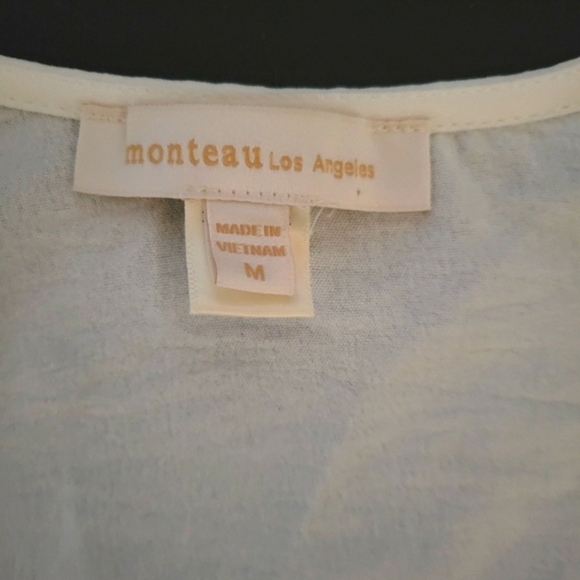 2/$15 Monteau Size M White Cropped Surplice Top - Picture 3 of 4